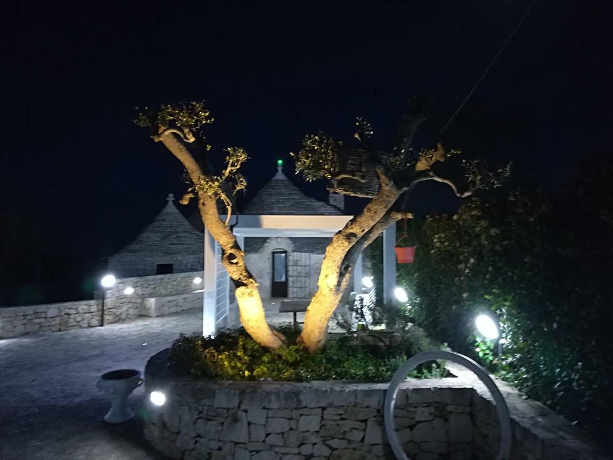 בית הארחה אלברובלו 	Trullo Monte Del Sale מראה חיצוני תמונה